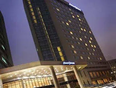 Howard Johnson Caida Plaza Shanghai